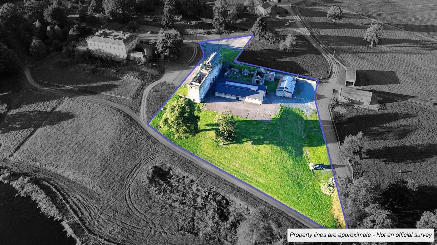 Aerial photograph with the site for sale outlined